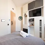 Aurora Hills 2*