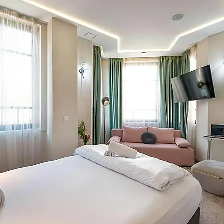 Aurora Hills 2* Пловдив